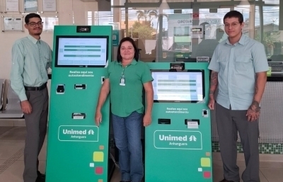 Totem de autoatendimento no PA do hospital em Leme